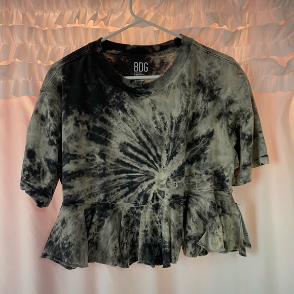 Urban Outfitters Tops - Urban Outfitters oversized cropped top